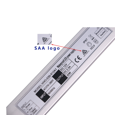 SAA 증명서 Slimline LED 운전사 12V 30W는 일정한 전압 IP67를 방수 처리합니다