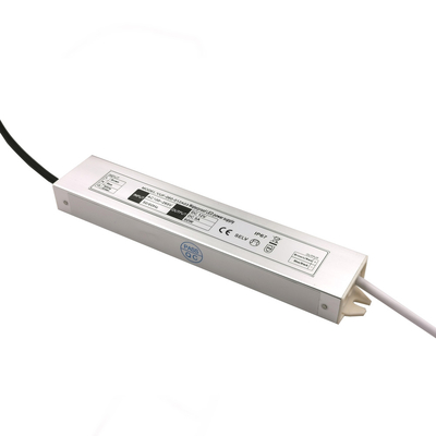 옥외 낮은 전압 점화 변압기 일정한 전압 LED 운전사 12V 60W