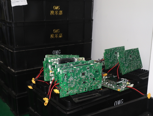 재충전이 가능한 가지고 다닐 수 있는 태양 전기 발전기 1000W 60Hz 업 전원 신속충전