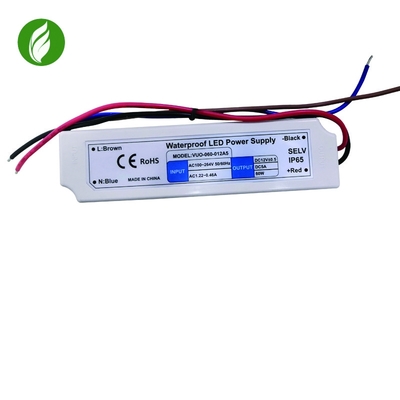 초경량 스트립 라이트는 드라이버에게 12V 5A 플라스틱 163x43x33mm을 보내게 했습니다