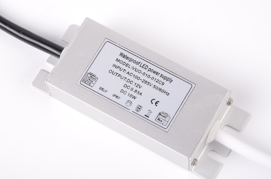 0.83A 105g 극단적 가는 주도하는 운전자, 방수 IP67 호리호리한 주도하는 전원 공급기